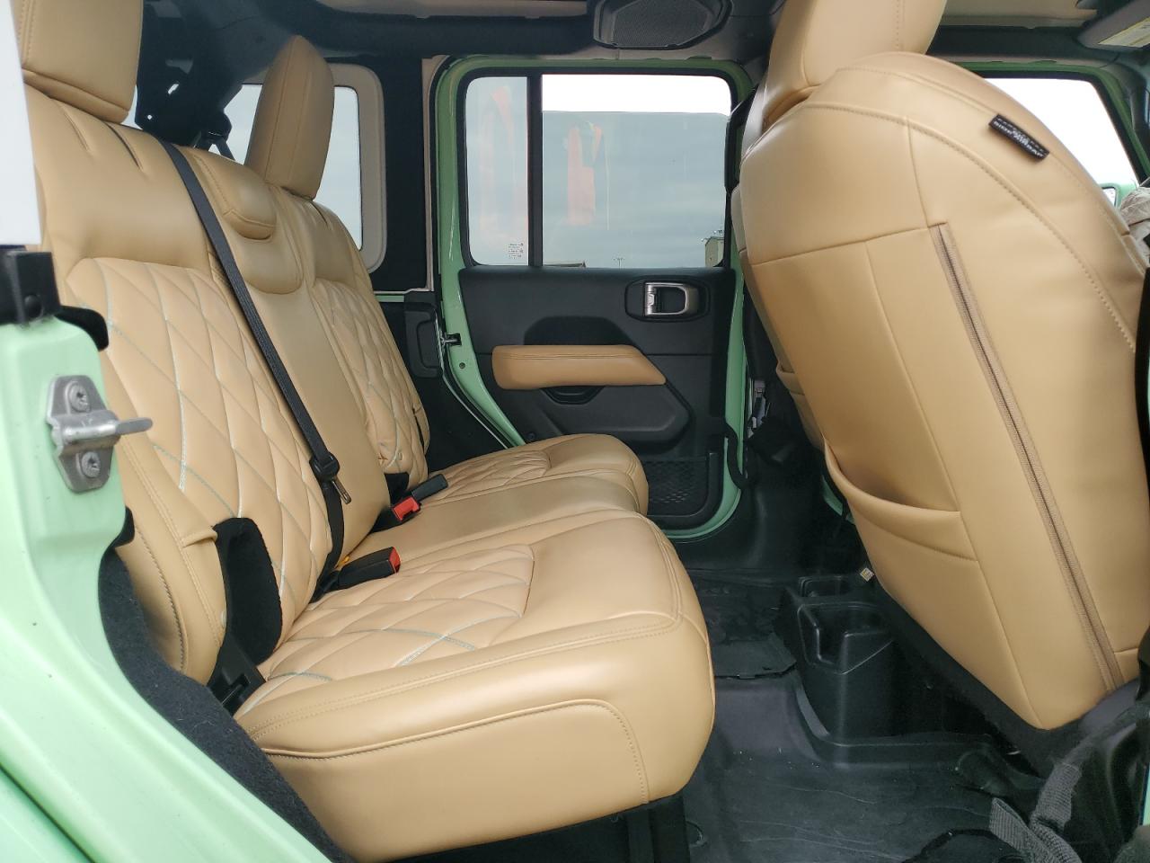 2018 Jeep Wrangler - Image 10