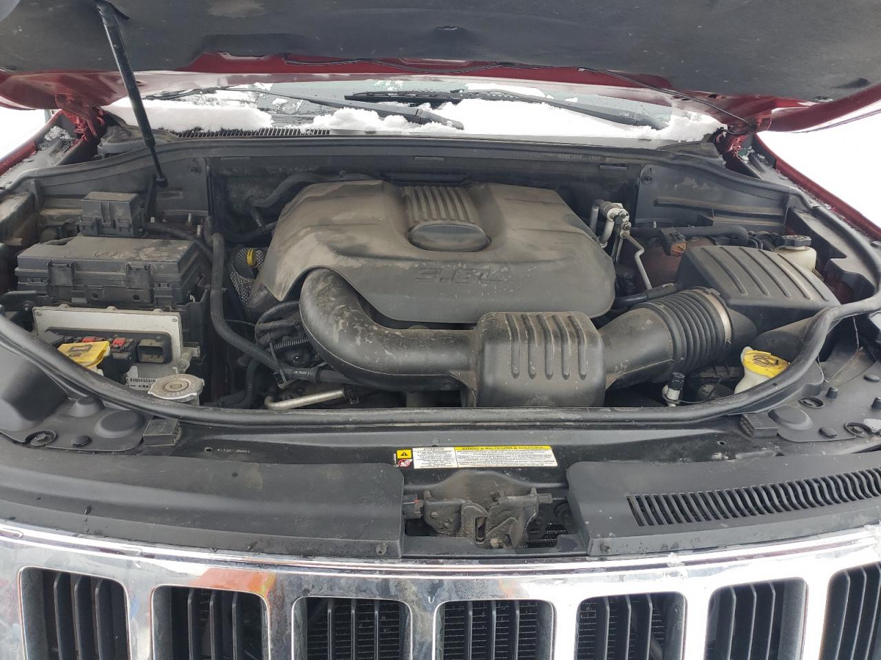 2011 Jeep Grand Cherokee - Image 13