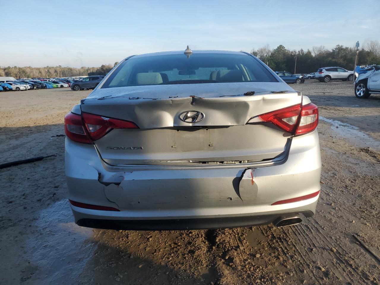 2016 Hyundai Sonata - Image 6