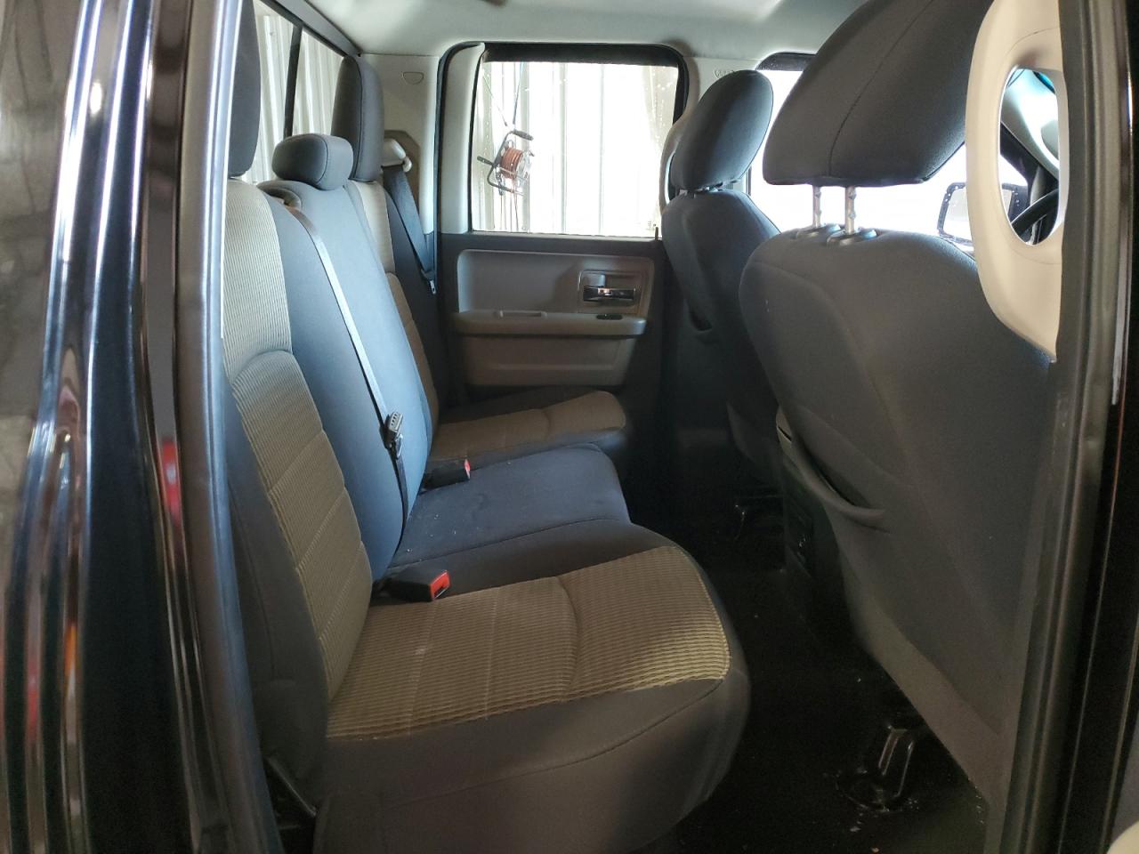 2011 Dodge RAM - Image 10