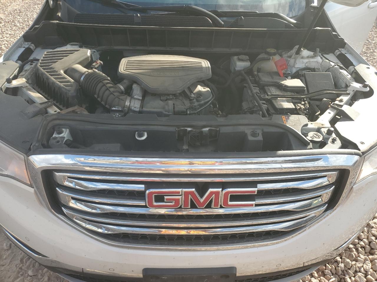 2019 GMC Acadia - Image 13