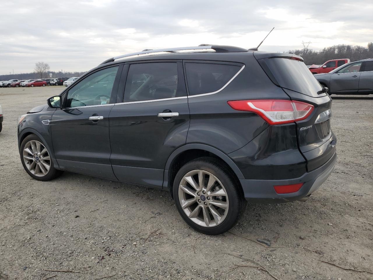 VIN 1FMCU0GX4FUB81492 2015 FORD ESCAPE no.2