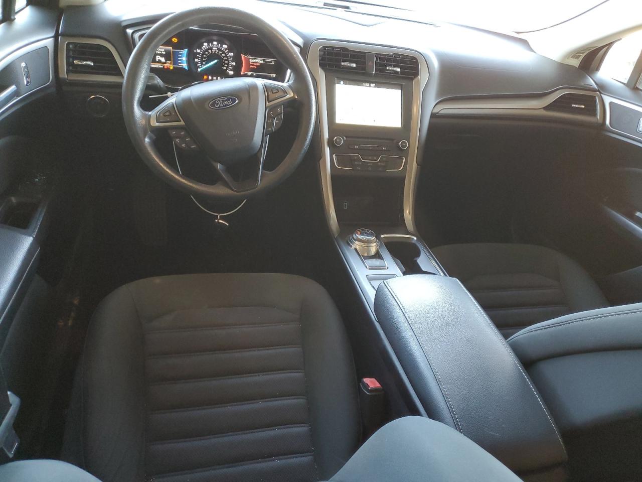 2017 Ford Fusion - Image 8