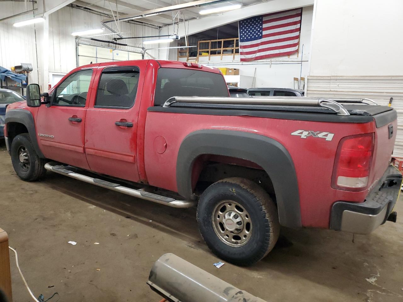 2007 GMC Sierra - Image 2