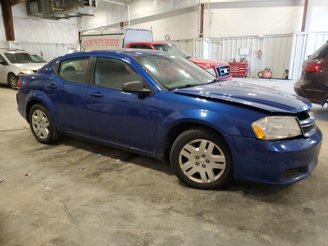 2014 Dodge Avenger - Image 4