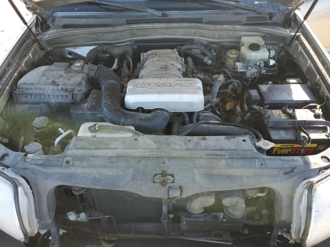 2003 Toyota 4Runner - Image 12