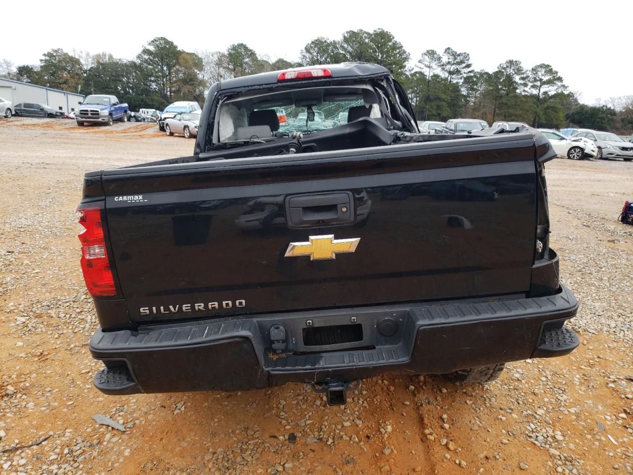 2018 Chevrolet Silverado - Image 6