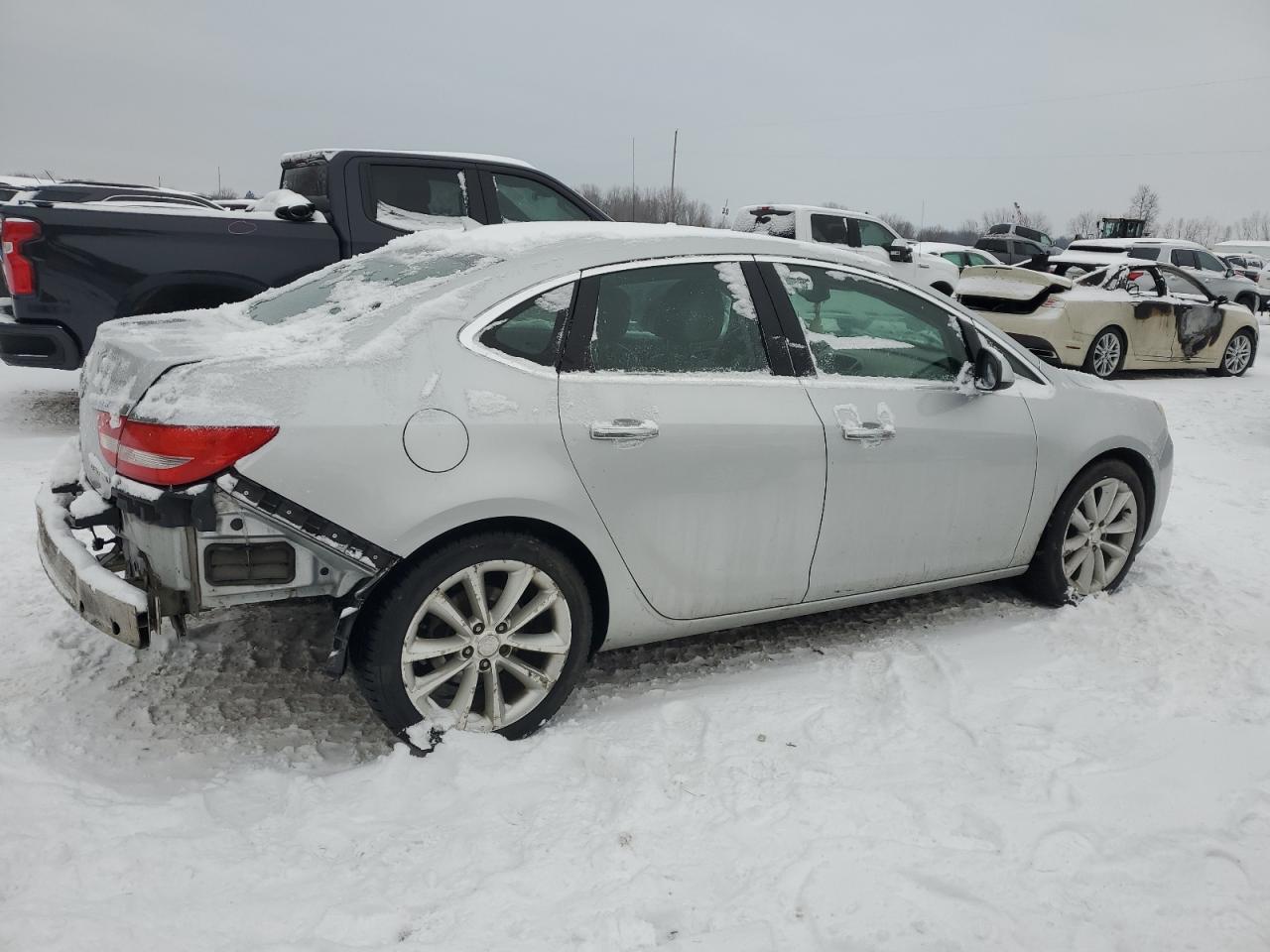 2013 Buick Verano - Image 3