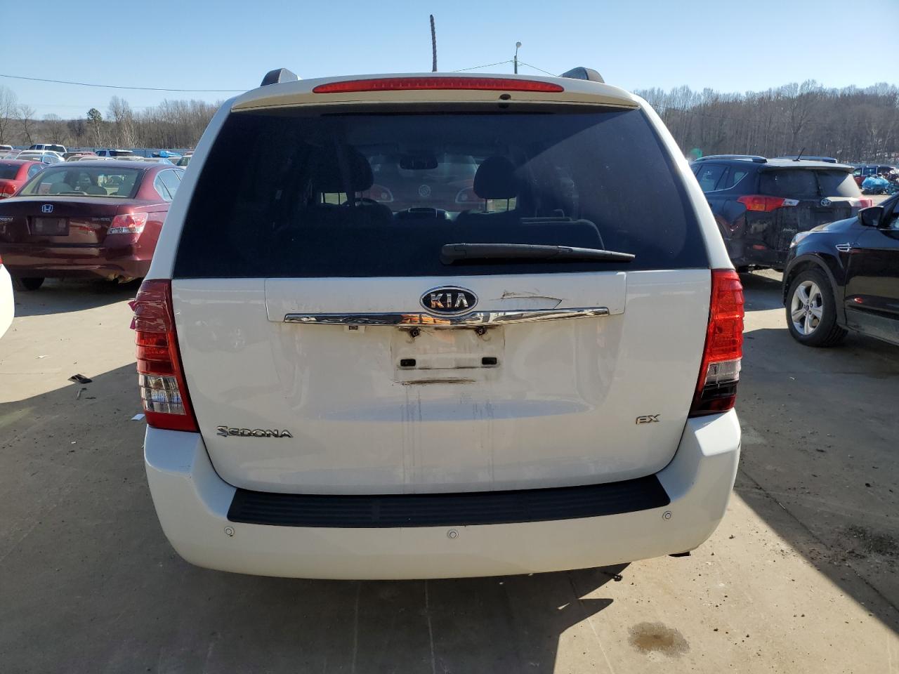 2012 Kia Sedona - Image 6