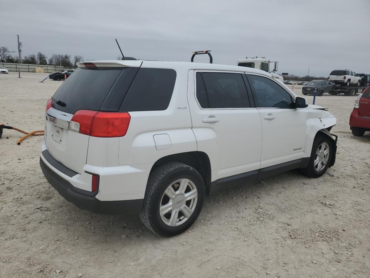 2016 GMC Terrain - Image 3