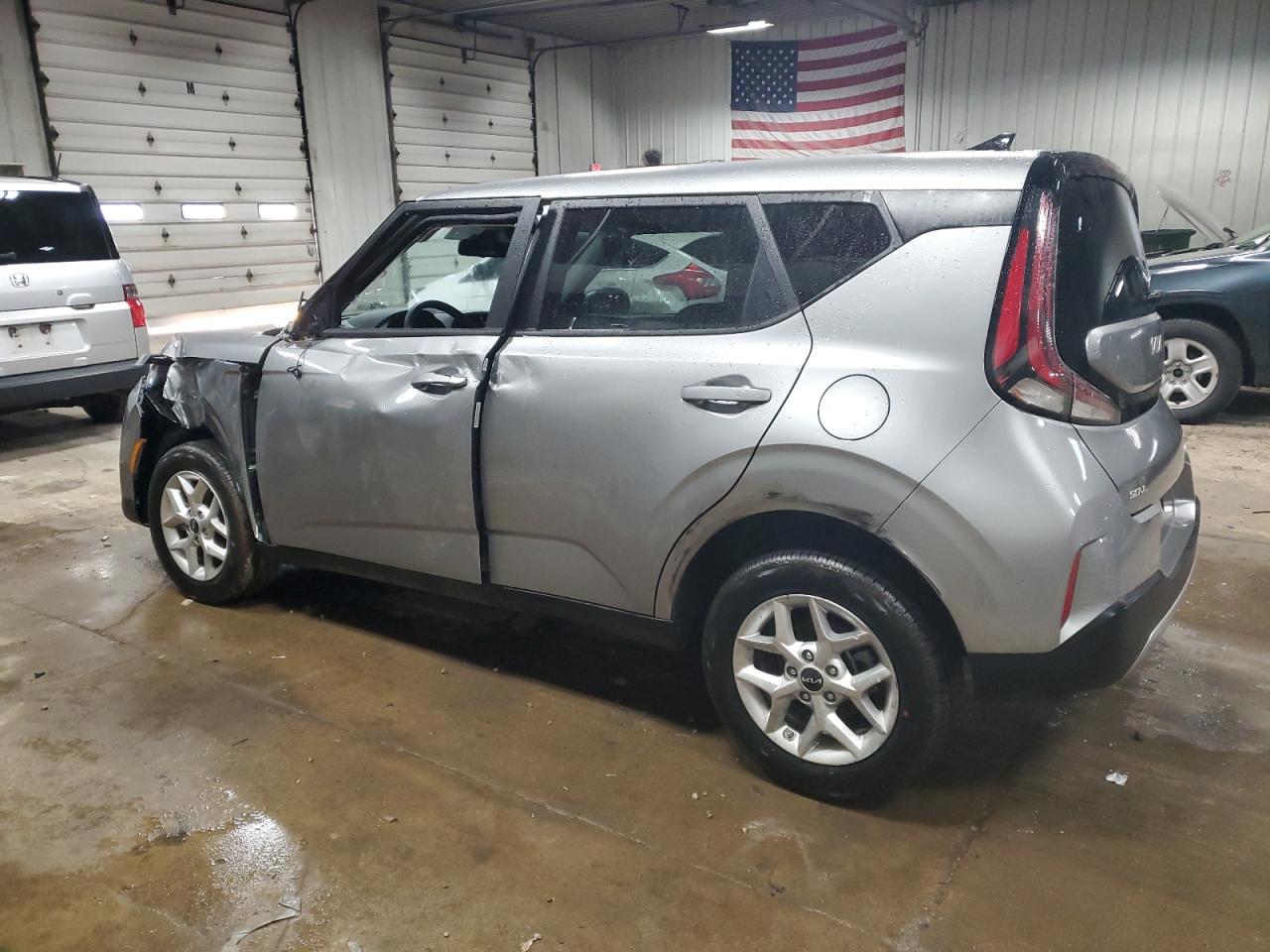 2024 Kia Soul - Image 2
