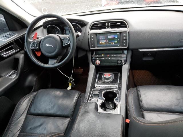  JAGUAR F-PACE 2017 Белый