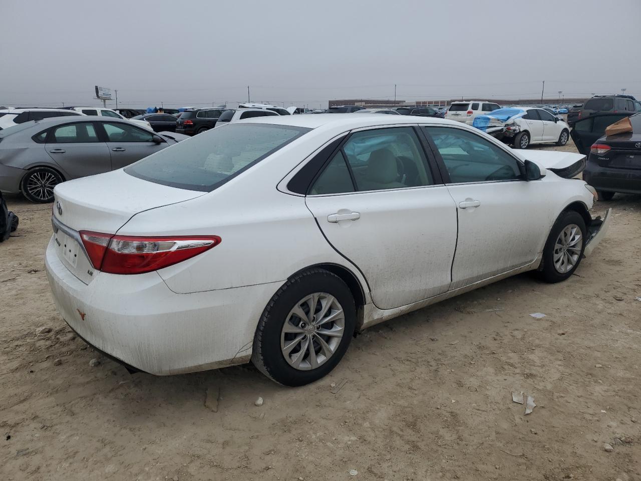 2016 Toyota Camry - Image 3