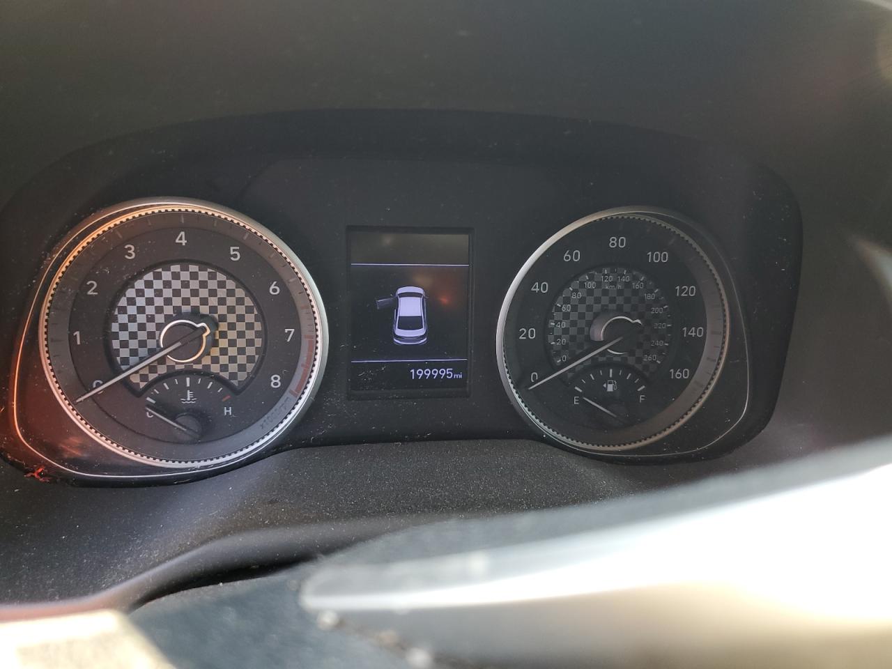 2019 Hyundai Elantra - Image 9