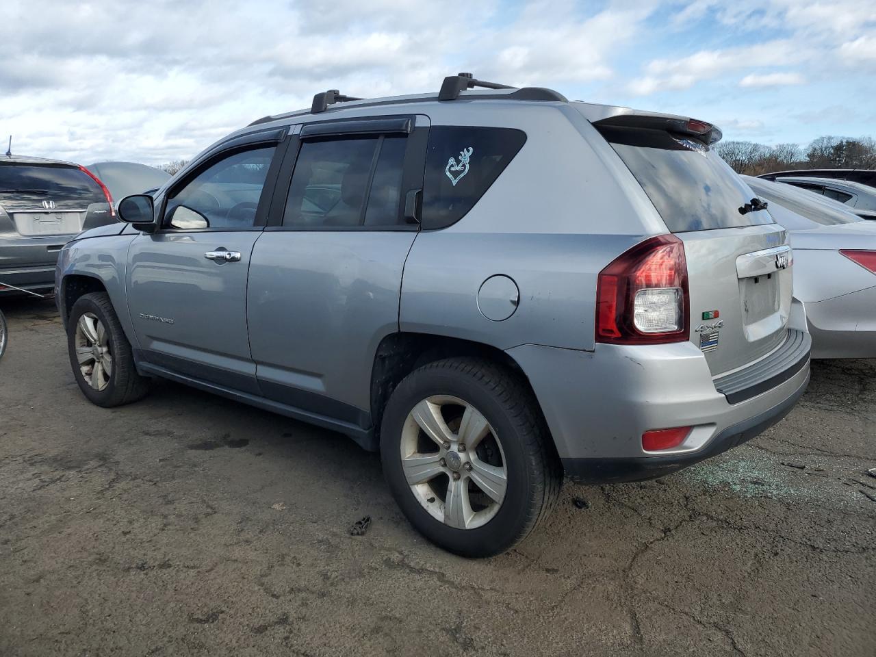 VIN 1C4NJDEB1GD756816 2016 JEEP COMPASS no.2