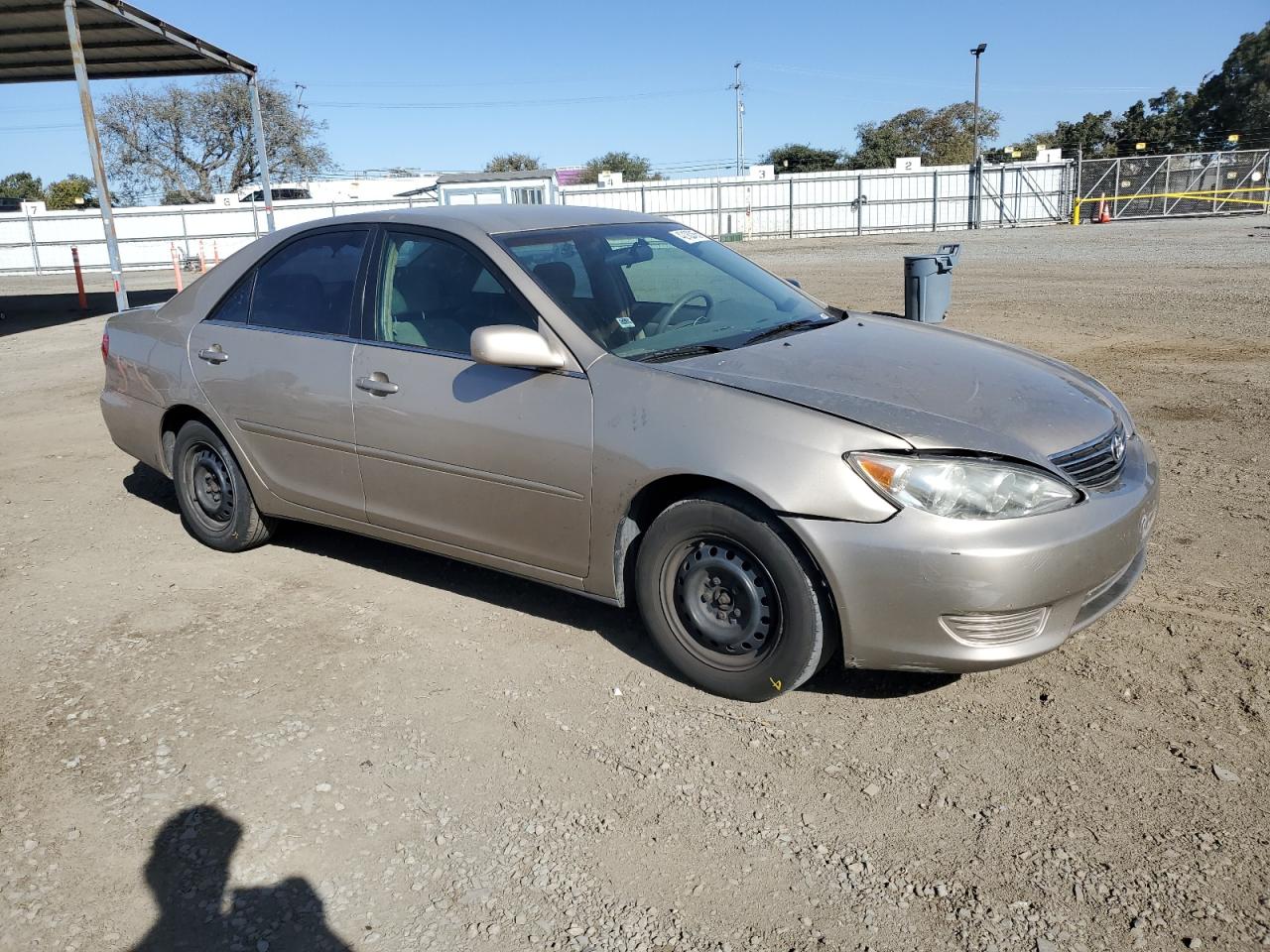 2005 Toyota Camry - Image 4