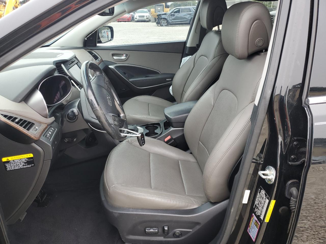 2018 Hyundai Santa Fe - Image 7