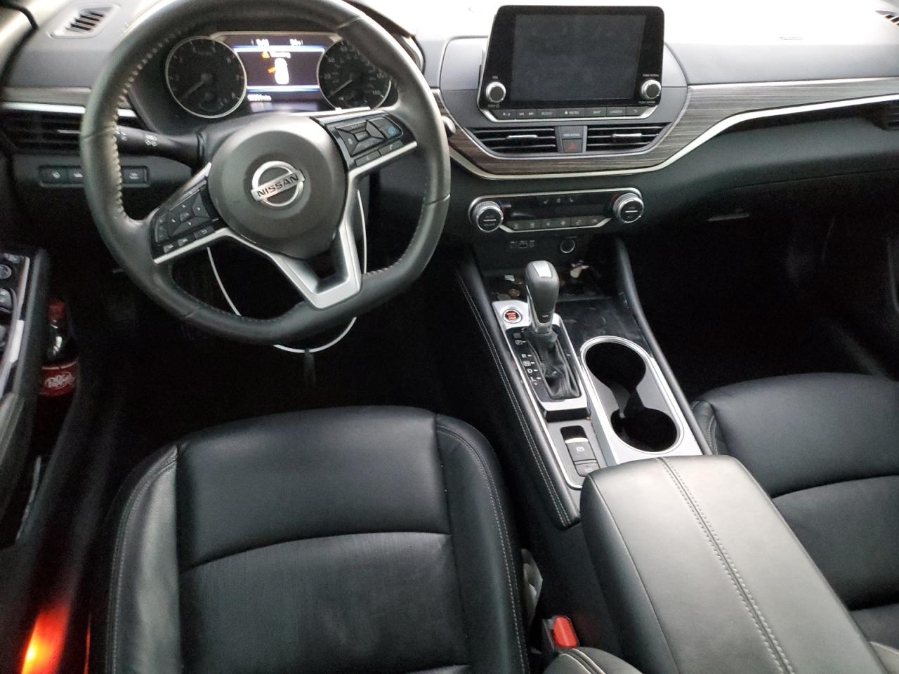 2021 Nissan Altima - Image 8