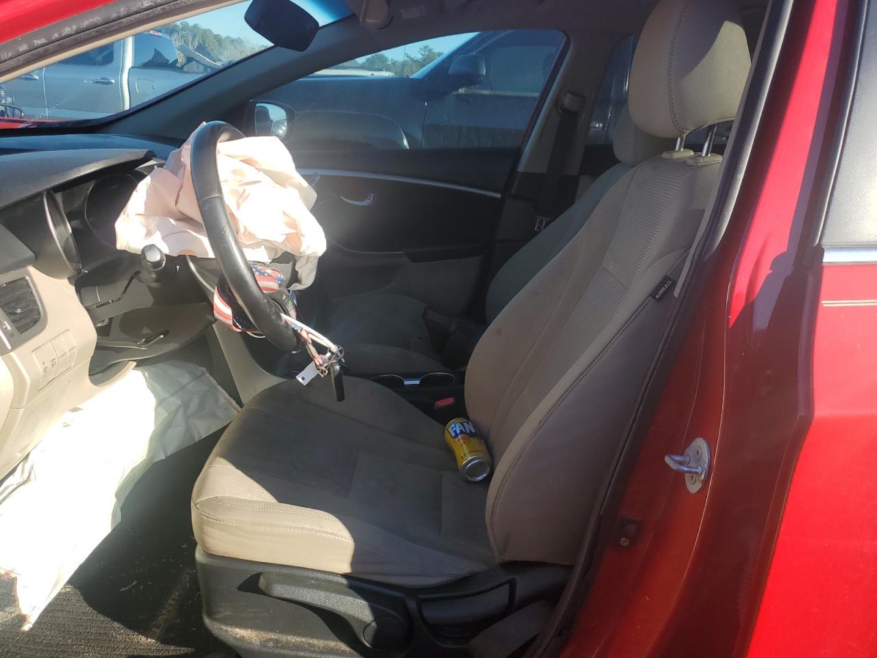 2013 Hyundai Elantra - Image 7
