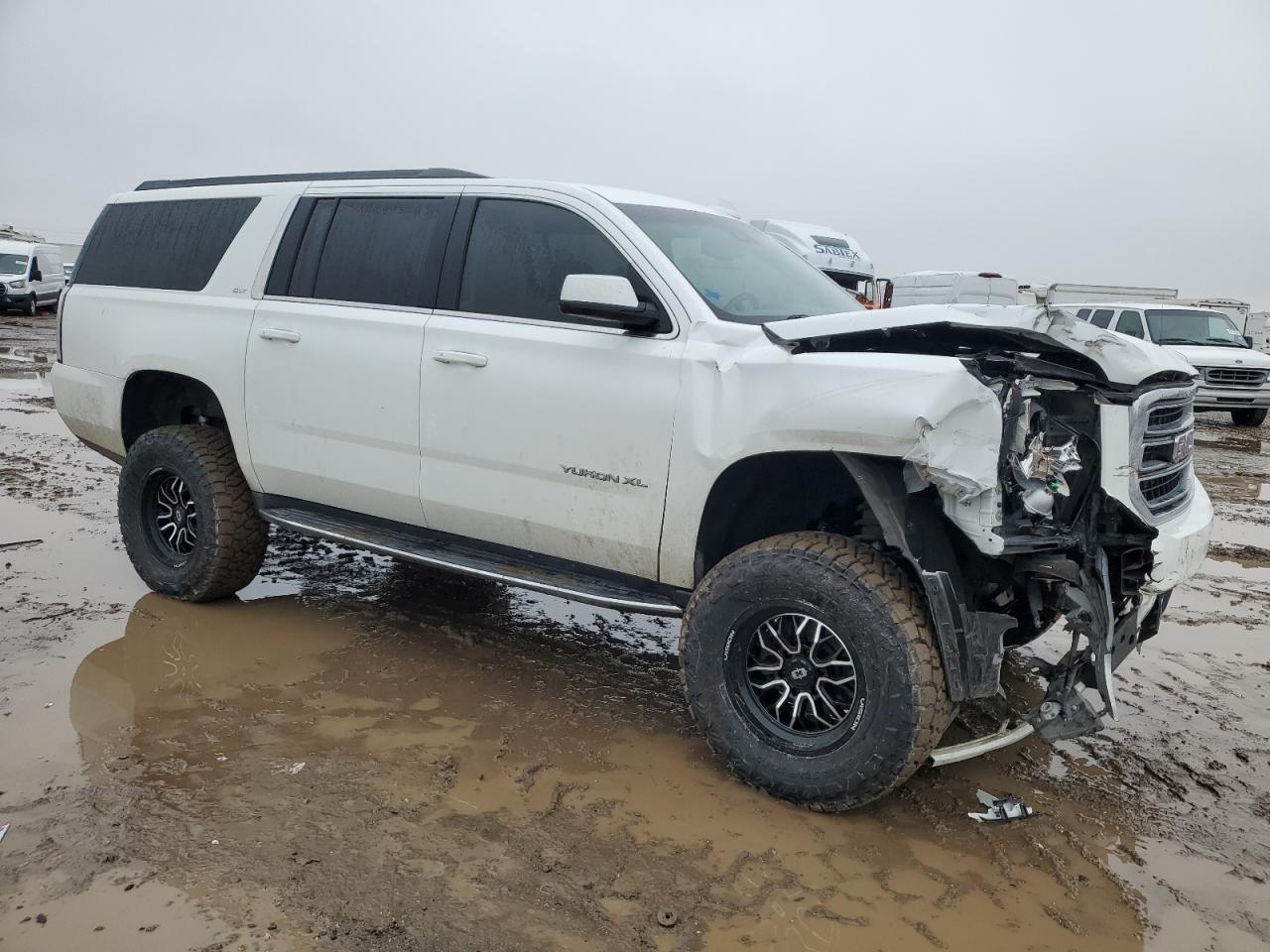 2018 GMC Yukon - Image 4