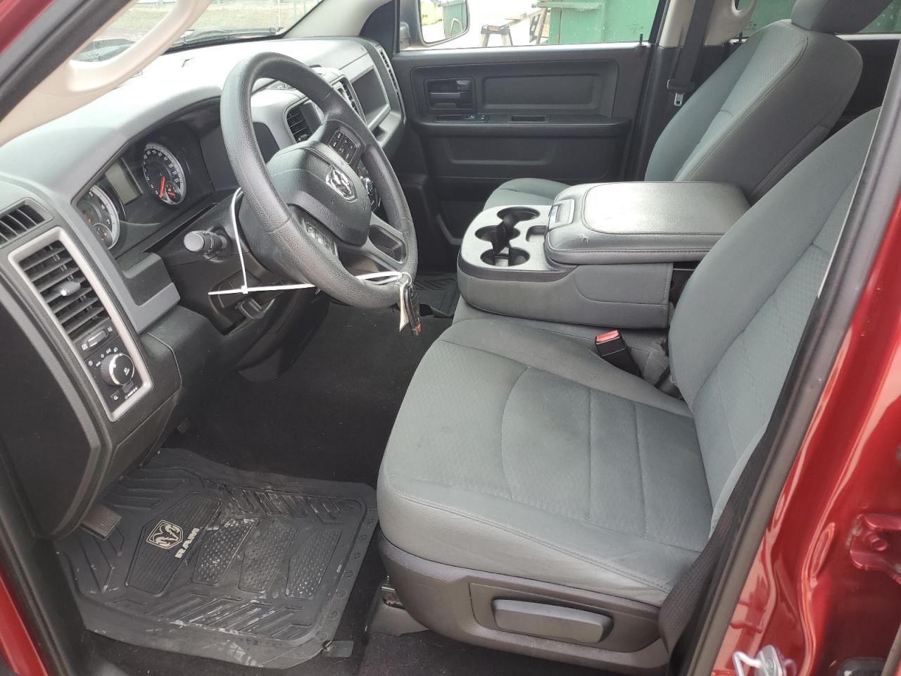 2015 RAM 1500 - Image 7