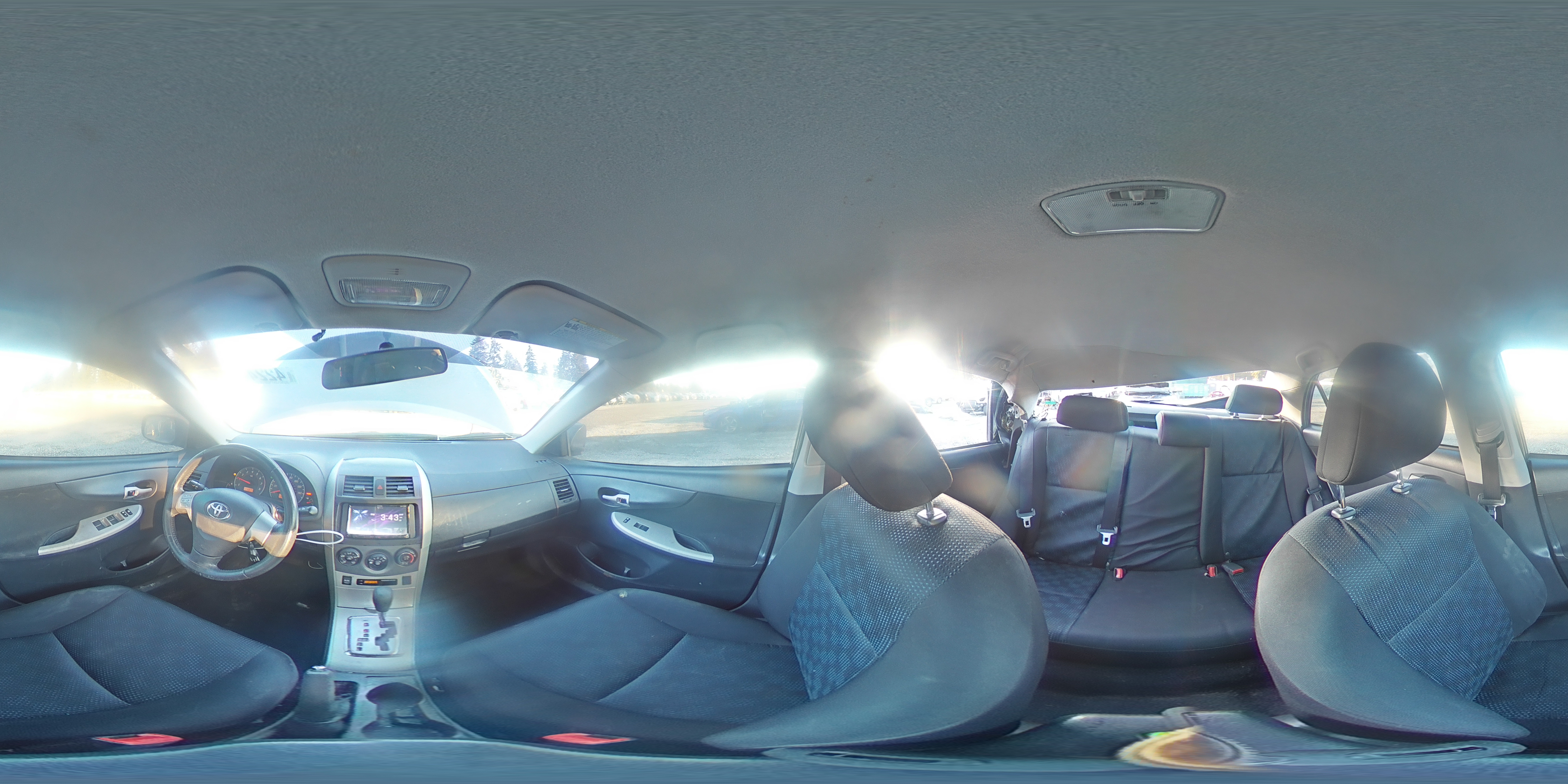 2010 Toyota Corolla - Image 13