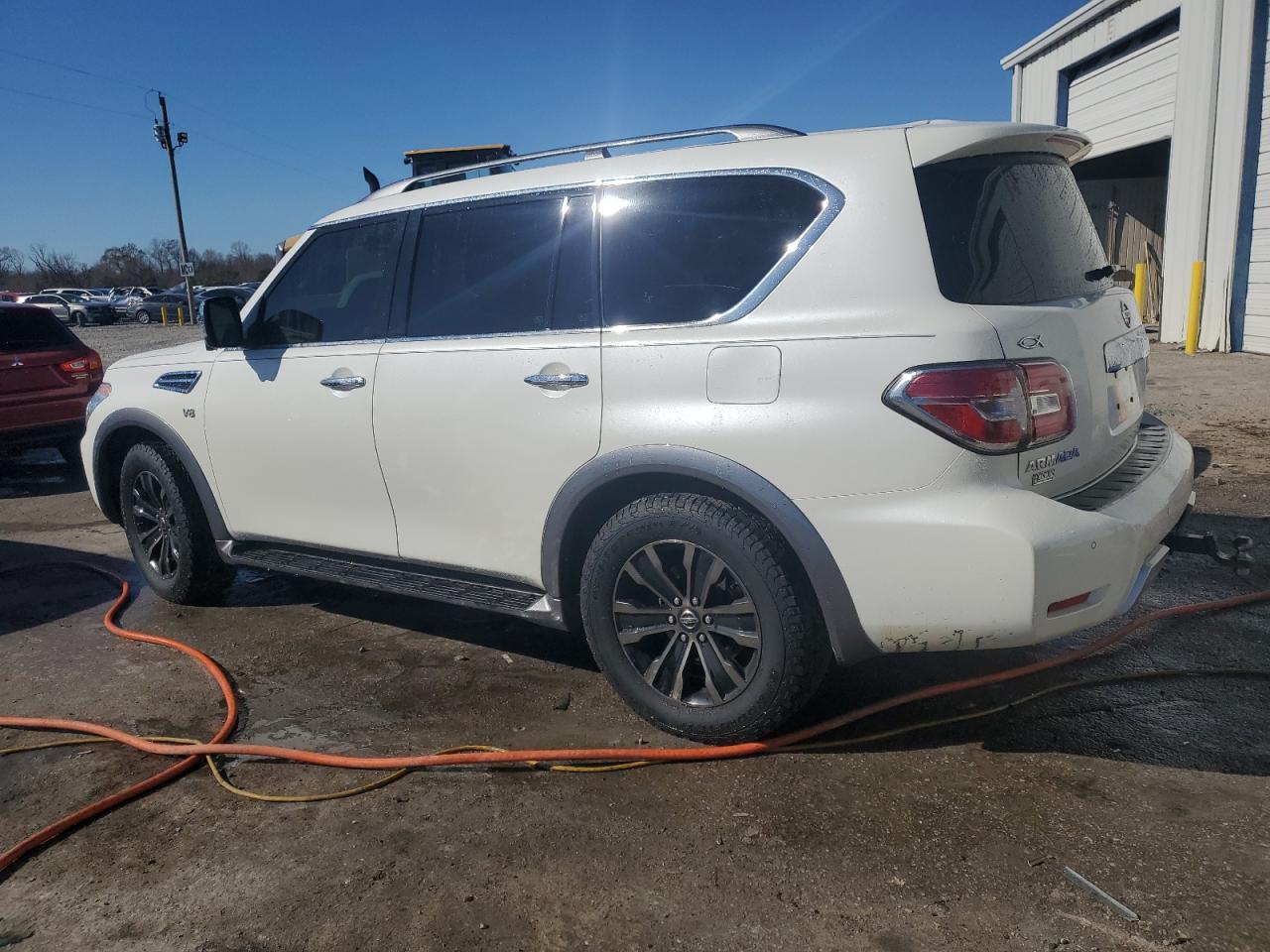 2018 Nissan Armada - Image 2
