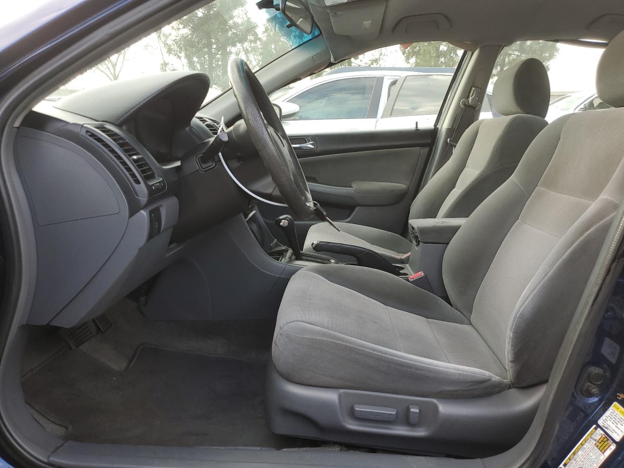 2005 Honda Accord - Image 7