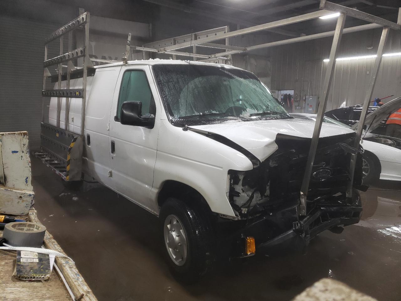 2011 Ford Econoline - Image 4