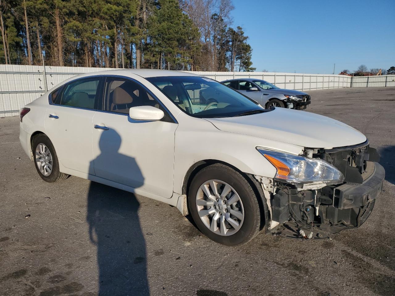 2015 Nissan Altima - Image 4