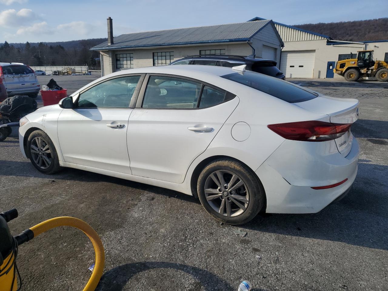 2018 Hyundai Elantra - Image 2