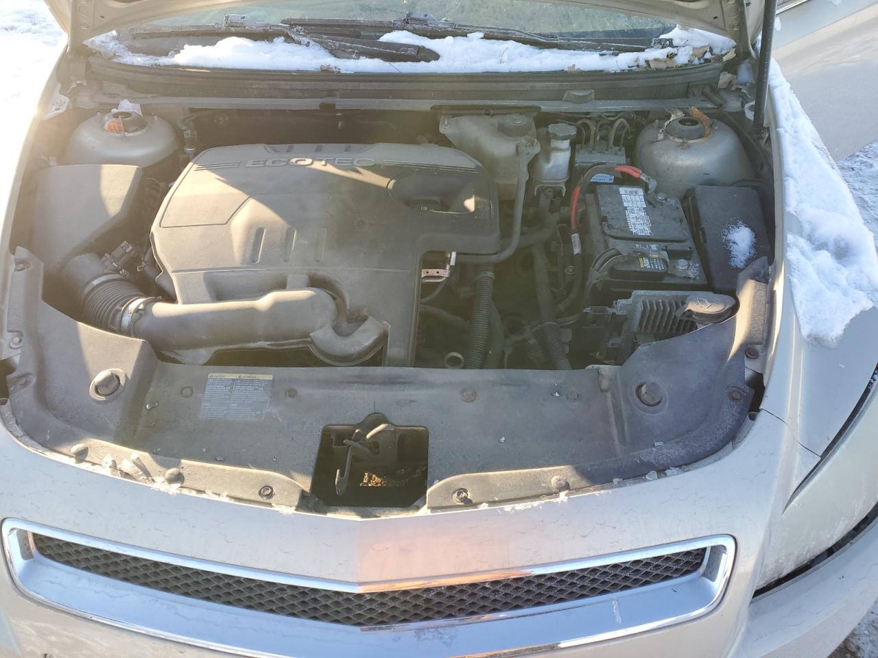 2009 Chevrolet Malibu - Image 13