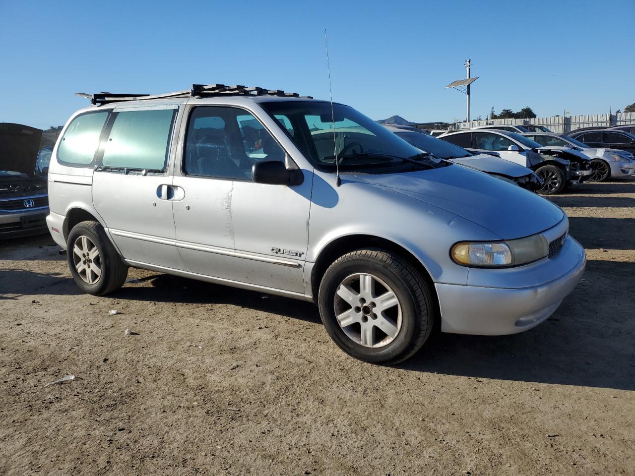 1998 Nissan Quest - Image 4