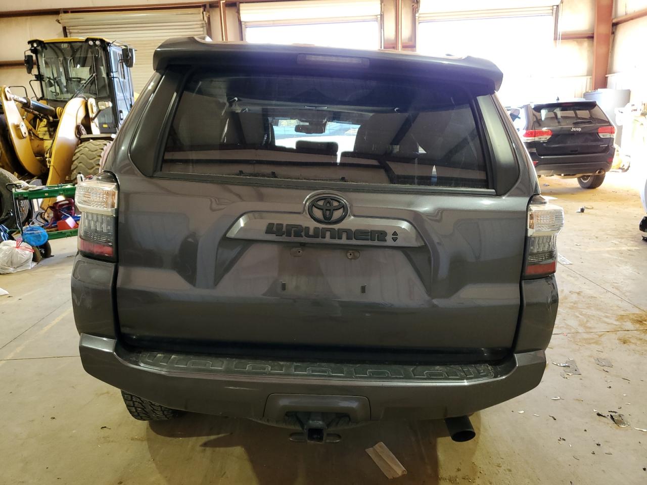 2020 Toyota 4Runner - Image 6