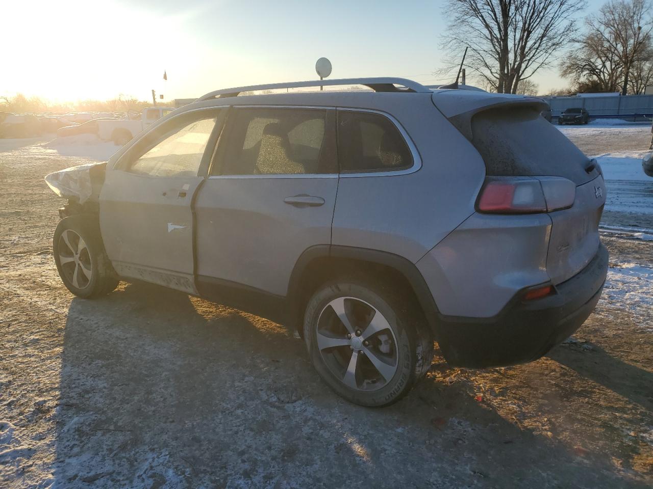 2019 Jeep Grand Cherokee - Image 2