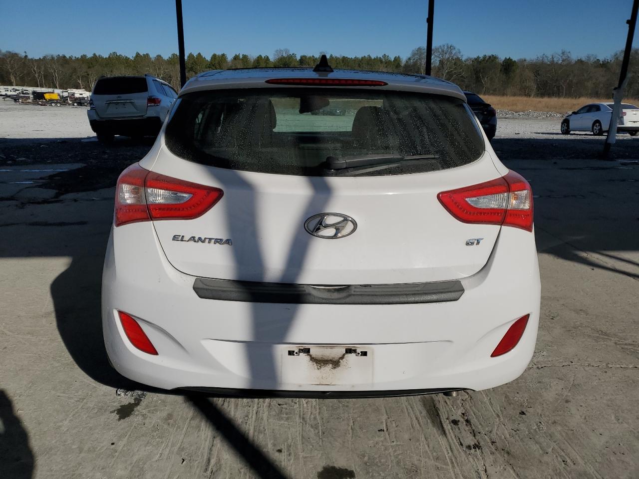 2016 Hyundai Elantra - Image 6