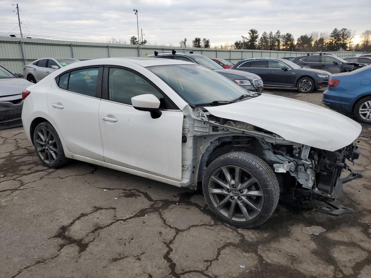 2018 Mazda 3 - Image 4
