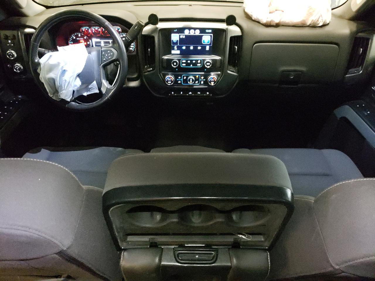 2016 Chevrolet Silverado - Image 8