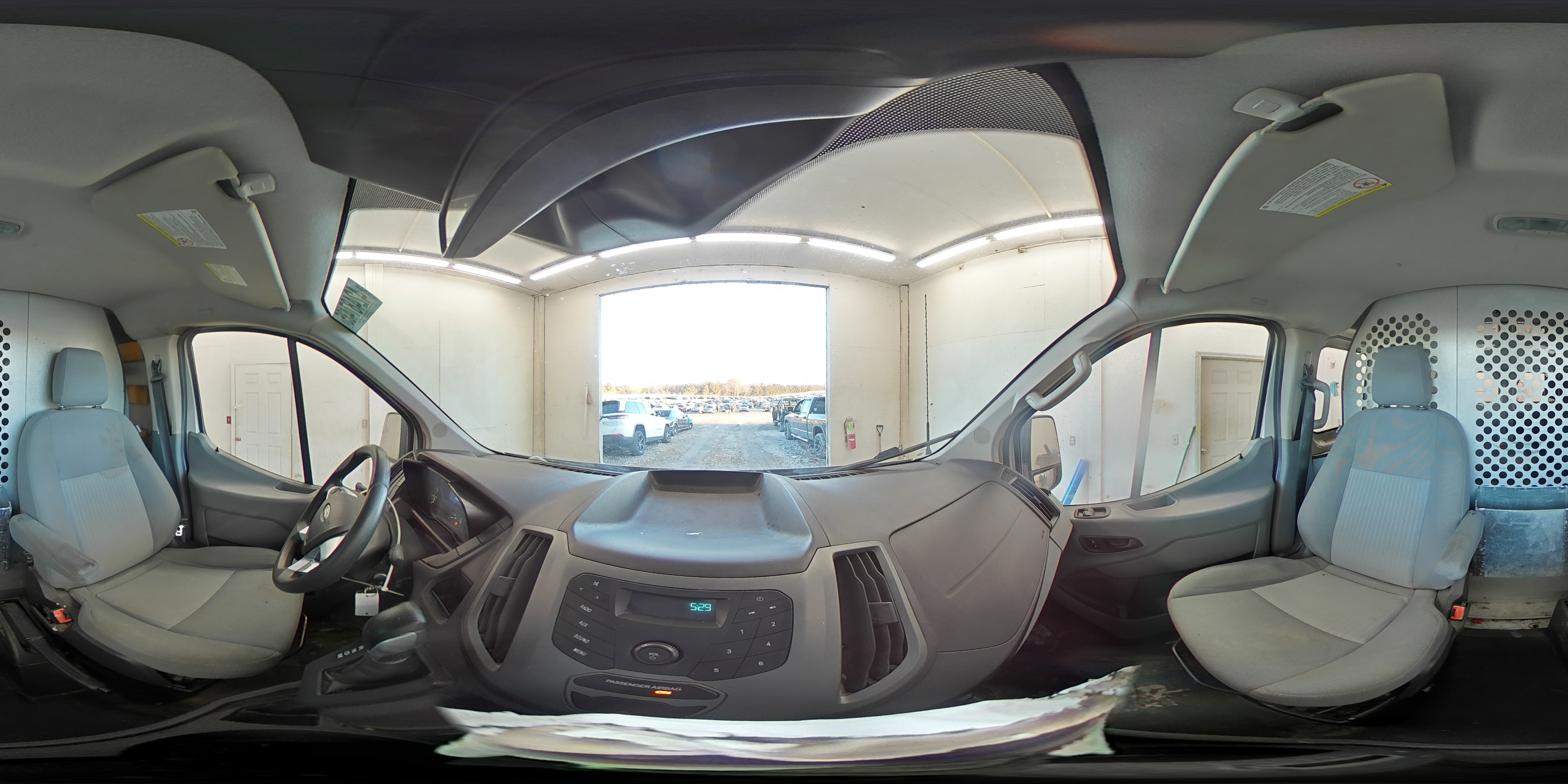 2016 Ford Transit - Image 16