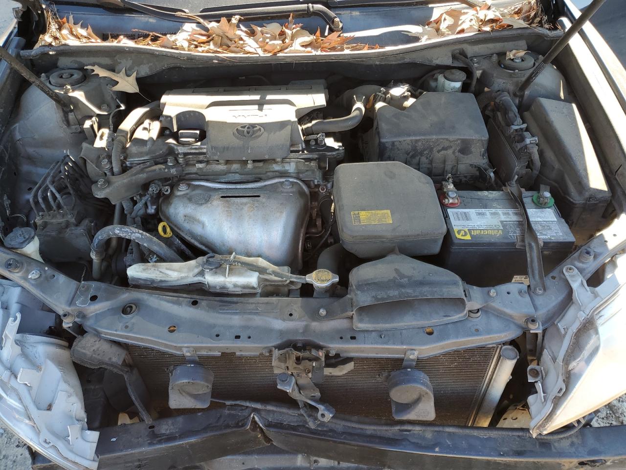 2012 Toyota Camry - Image 11