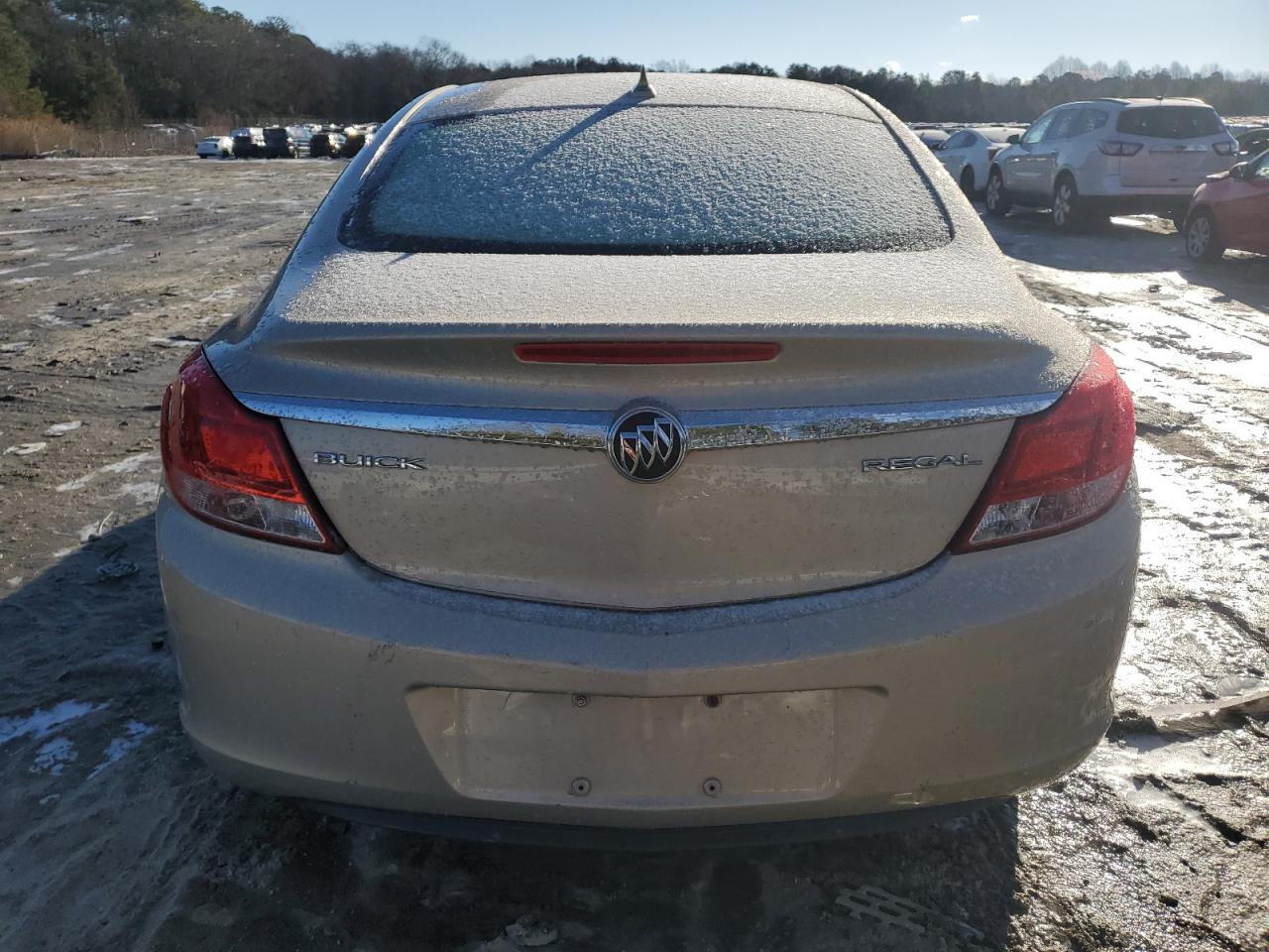 2012 Buick Regal - Image 6