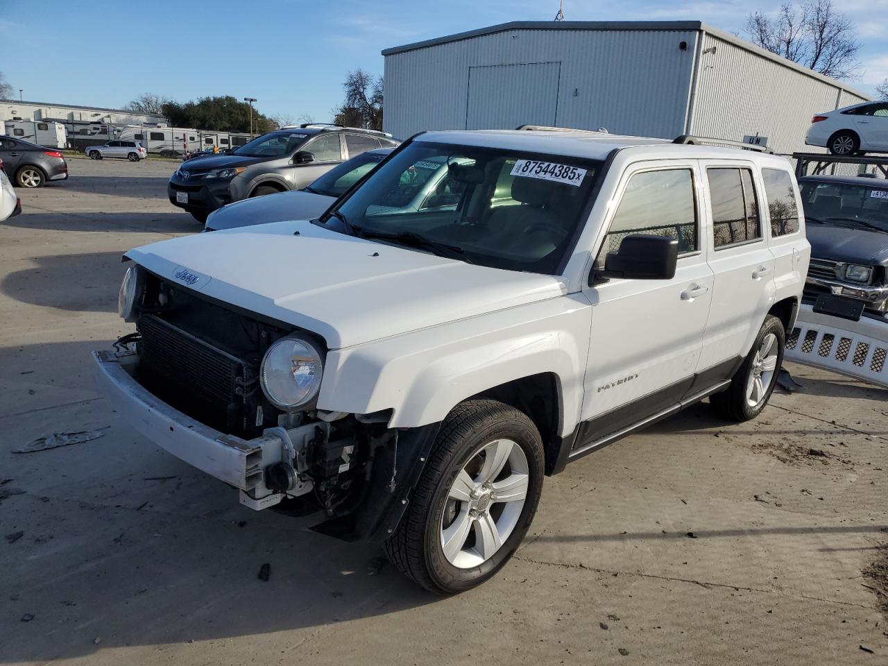 VIN 1C4NJRFB1GD755273 2016 JEEP PATRIOT no.1