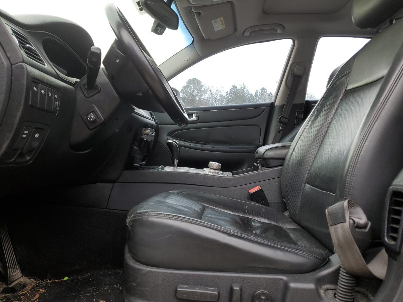 2012 Hyundai Genesis - Image 7