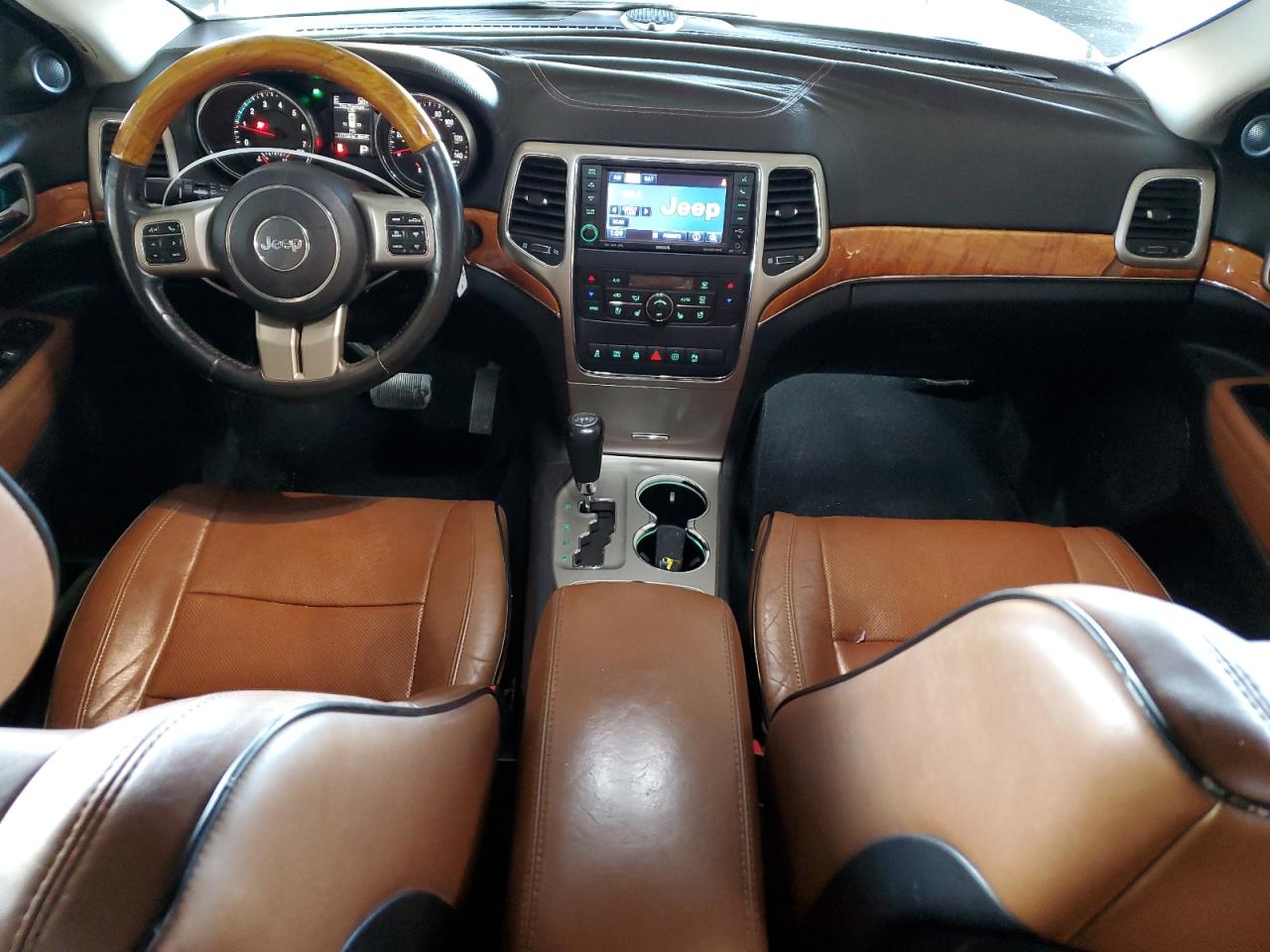 2012 Jeep Grand Cherokee - Image 8
