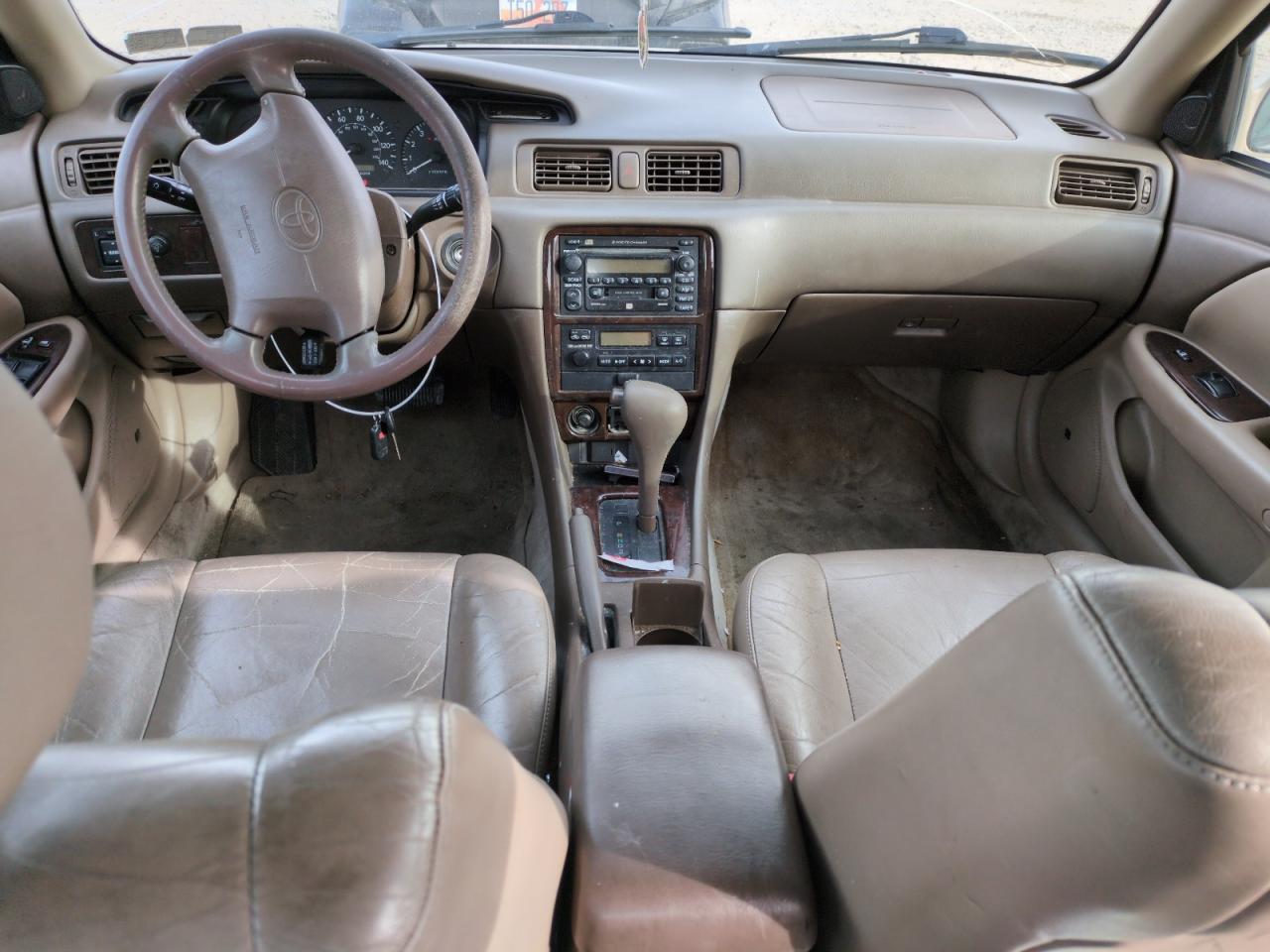 2001 Toyota Camry - Image 8