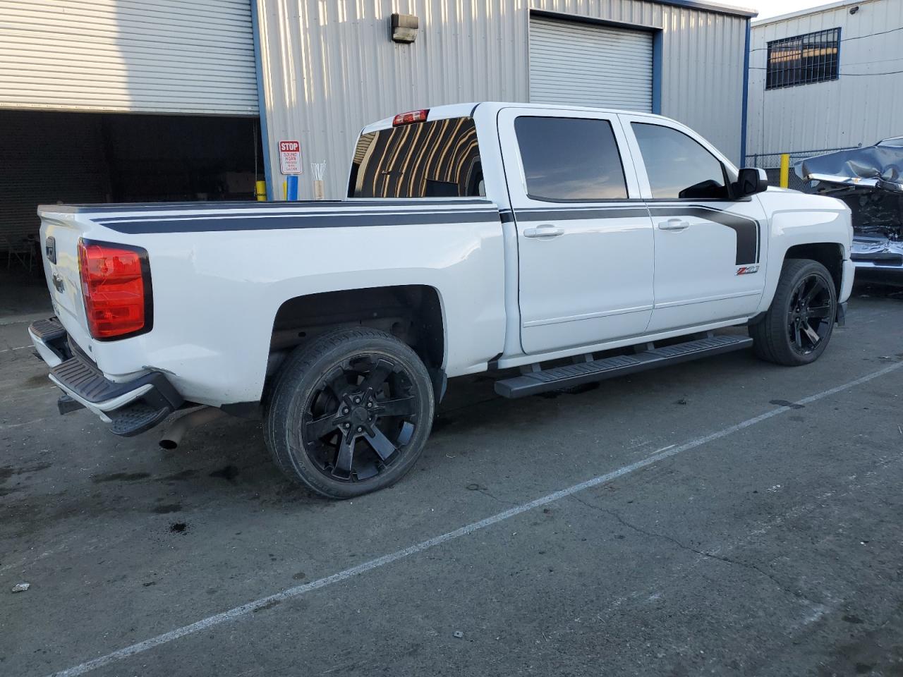 2016 Chevrolet Silverado - Image 3
