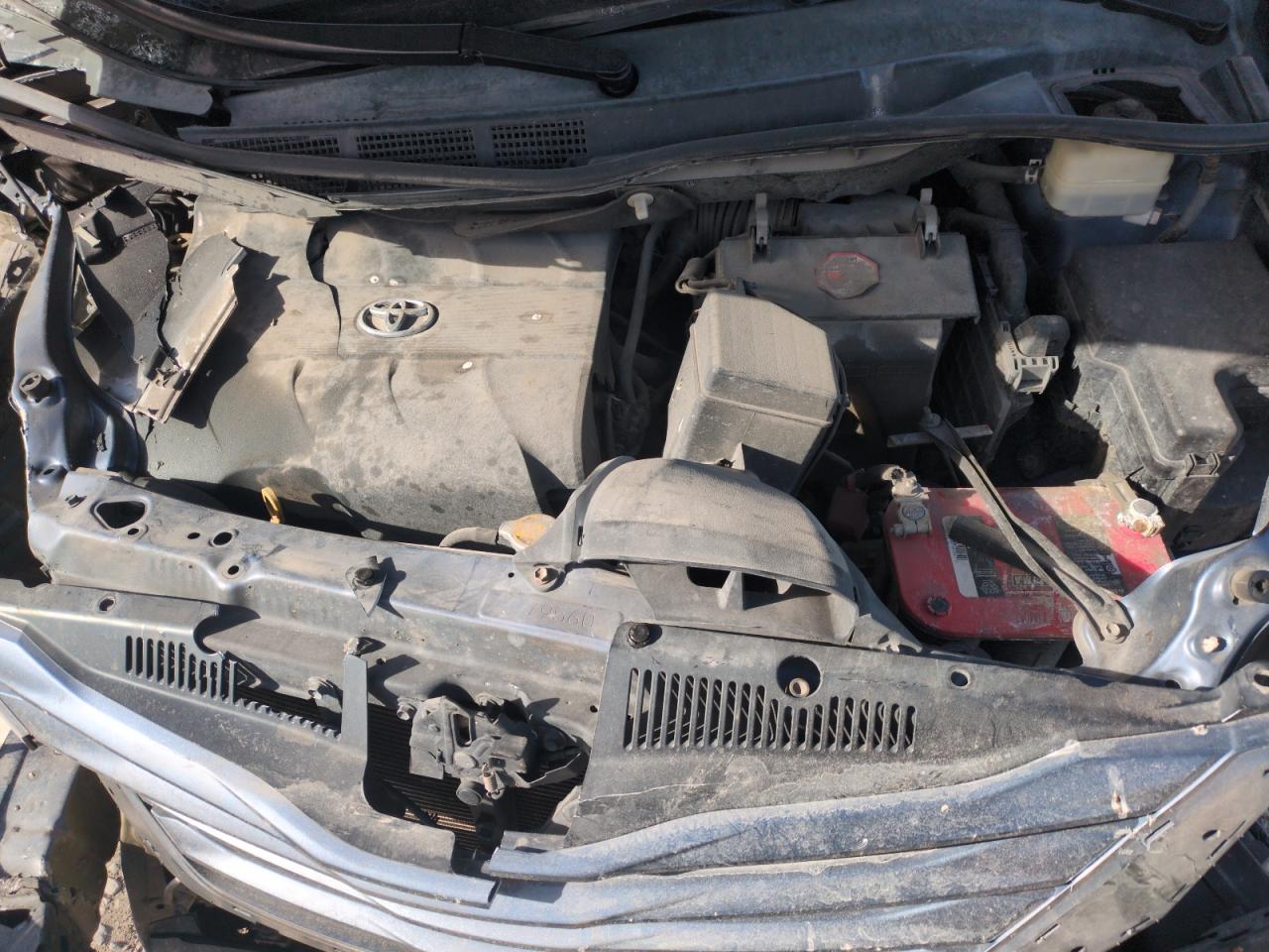 2015 Toyota Sienna - Image 12