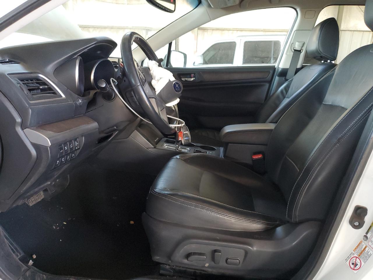 2015 Subaru Outback - Image 7