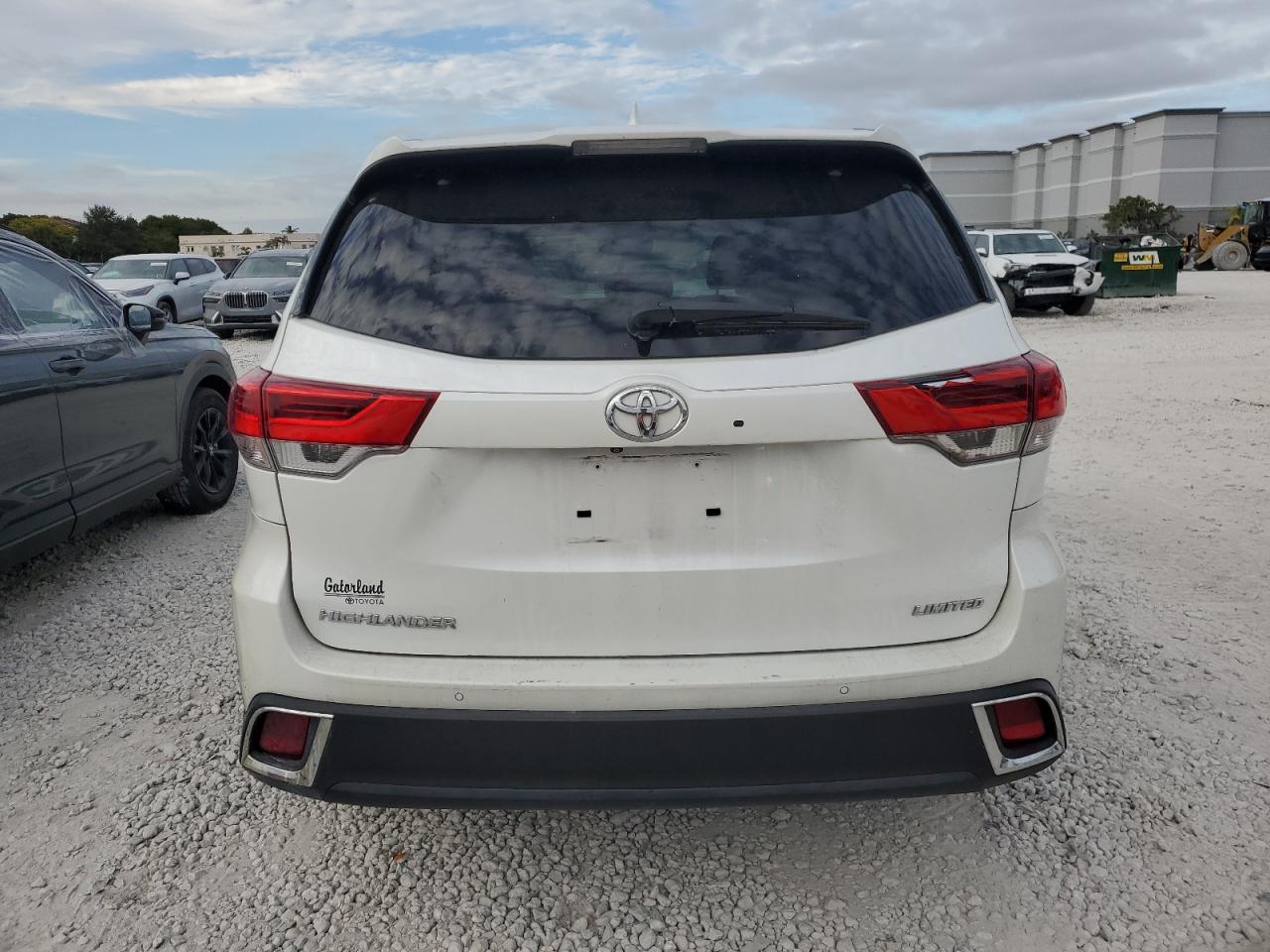 2017 Toyota Highlander Limited VIN: 5TDYZRFH1HS226017 Lot: 88040145