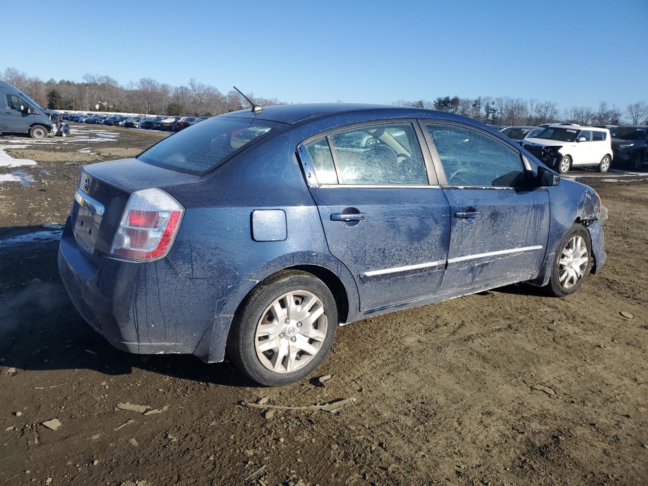 2010 Nissan Sentra - Image 3